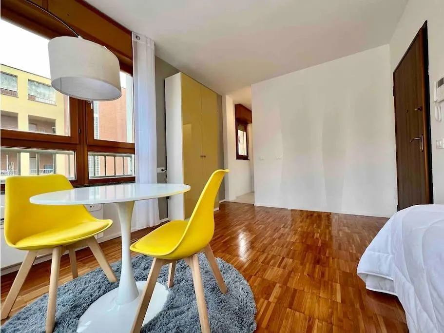 Loft Bocconi Apartment Milan 0*,
